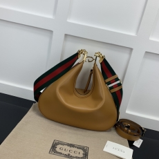 Gucci Hobo Bags